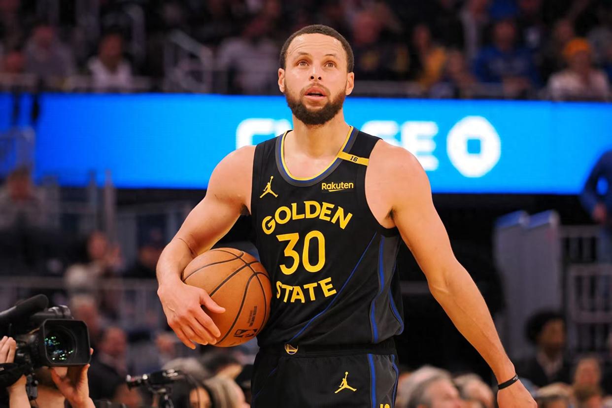 关于小组赛世界杯：库里爆冷勇士，出线形势明朗的信息